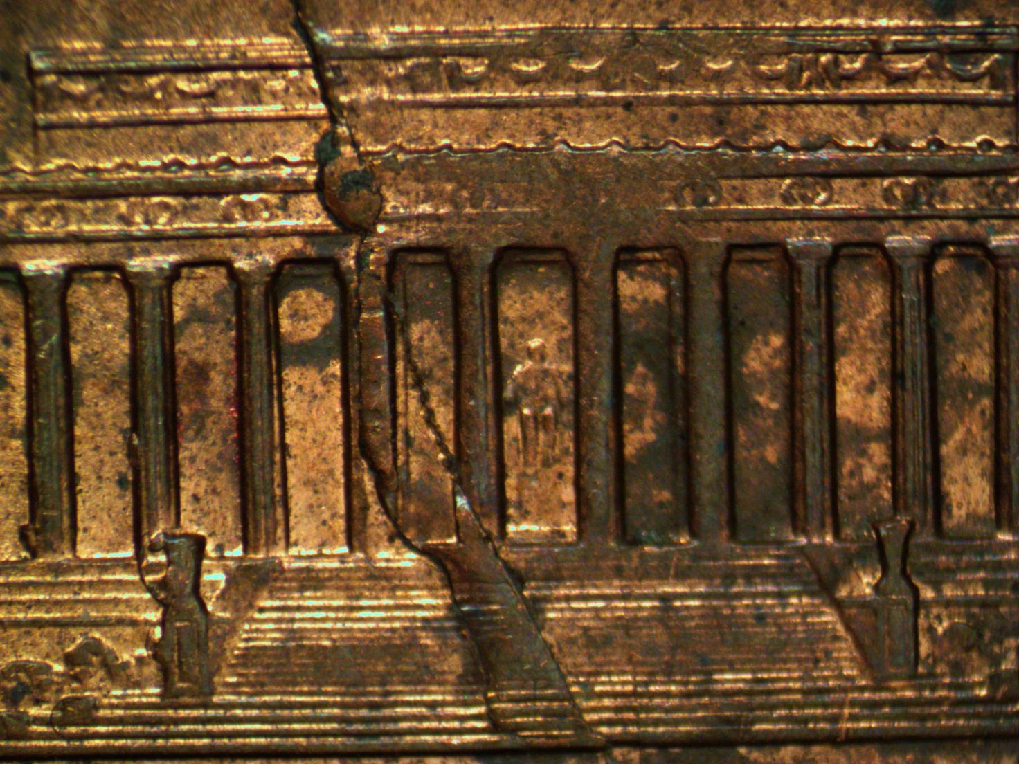 1997-LMC-With-Reverse-Die-Crack